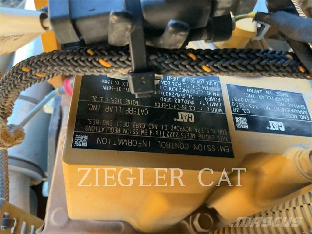 CAT 259D3 履带式装载机