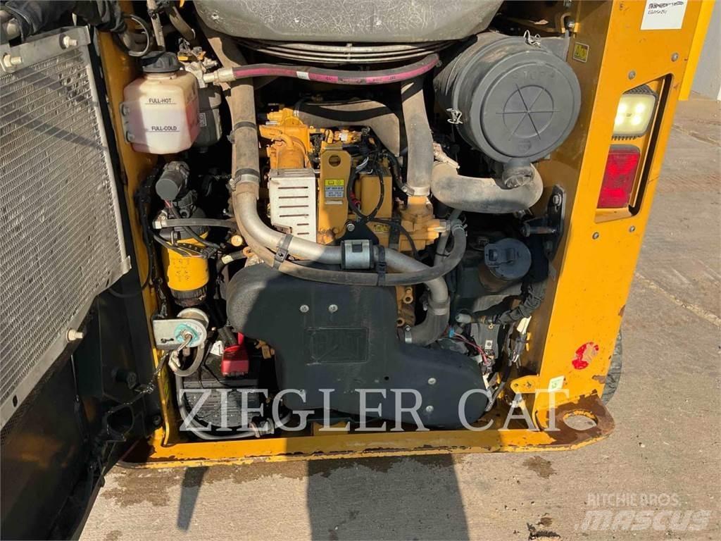 CAT 259D3 履带式装载机