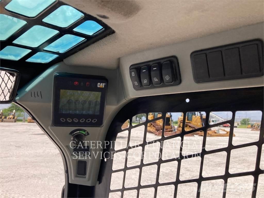 CAT 259D3 履带式装载机