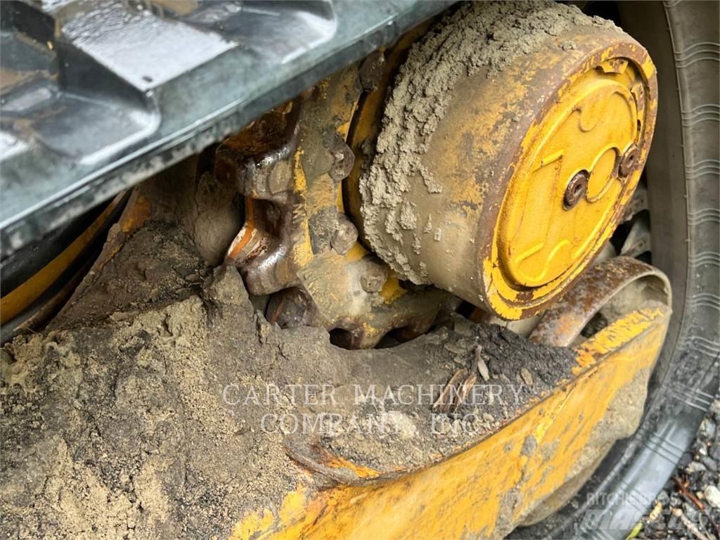 CAT 259D3 履带式装载机