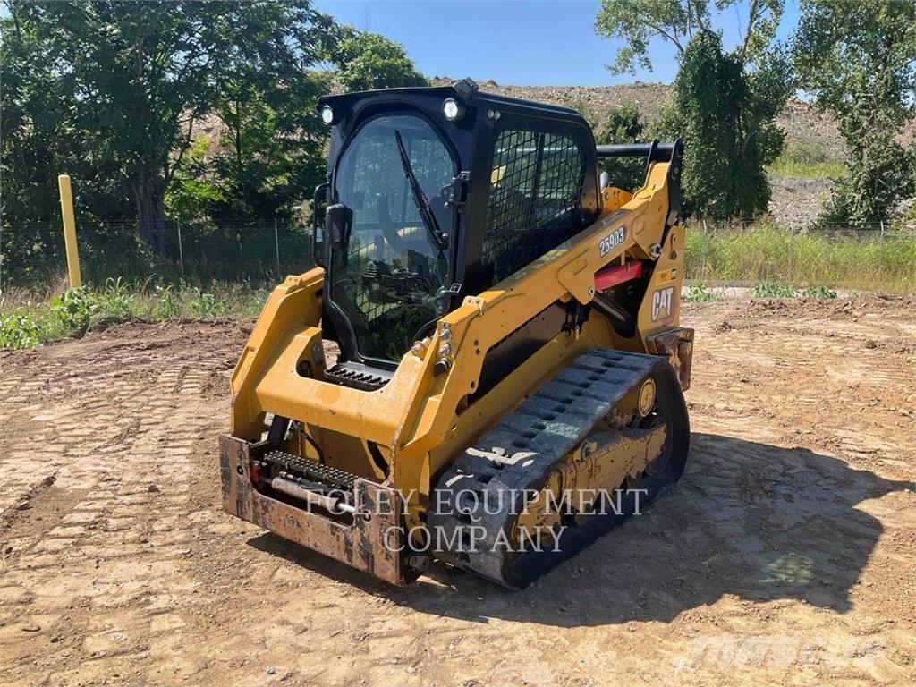 CAT 259D3 滑移装载机