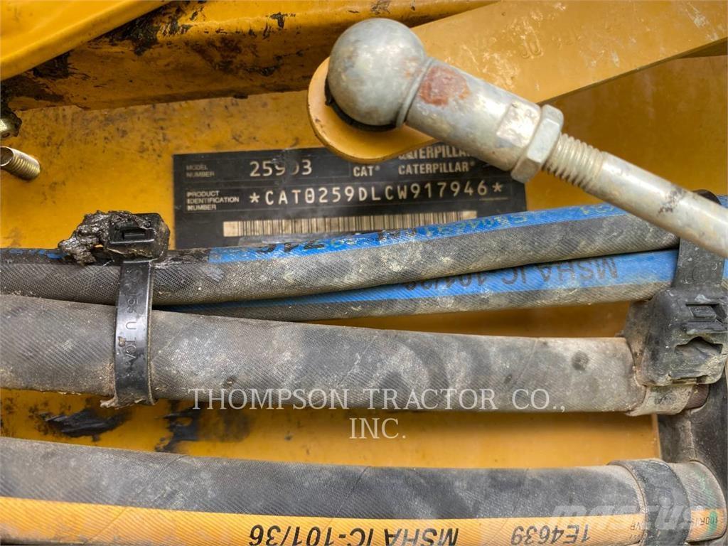 CAT 259D3 履带式装载机