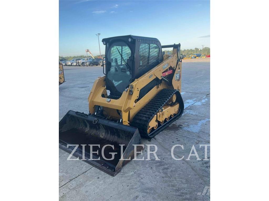 CAT 259D3 履带式装载机