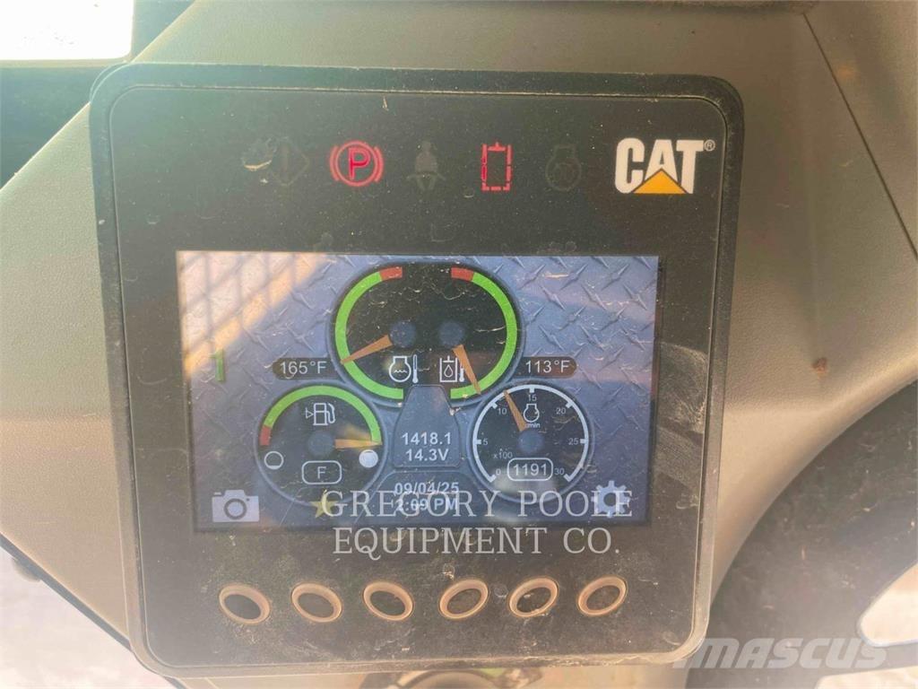 CAT 259D3 履带式装载机