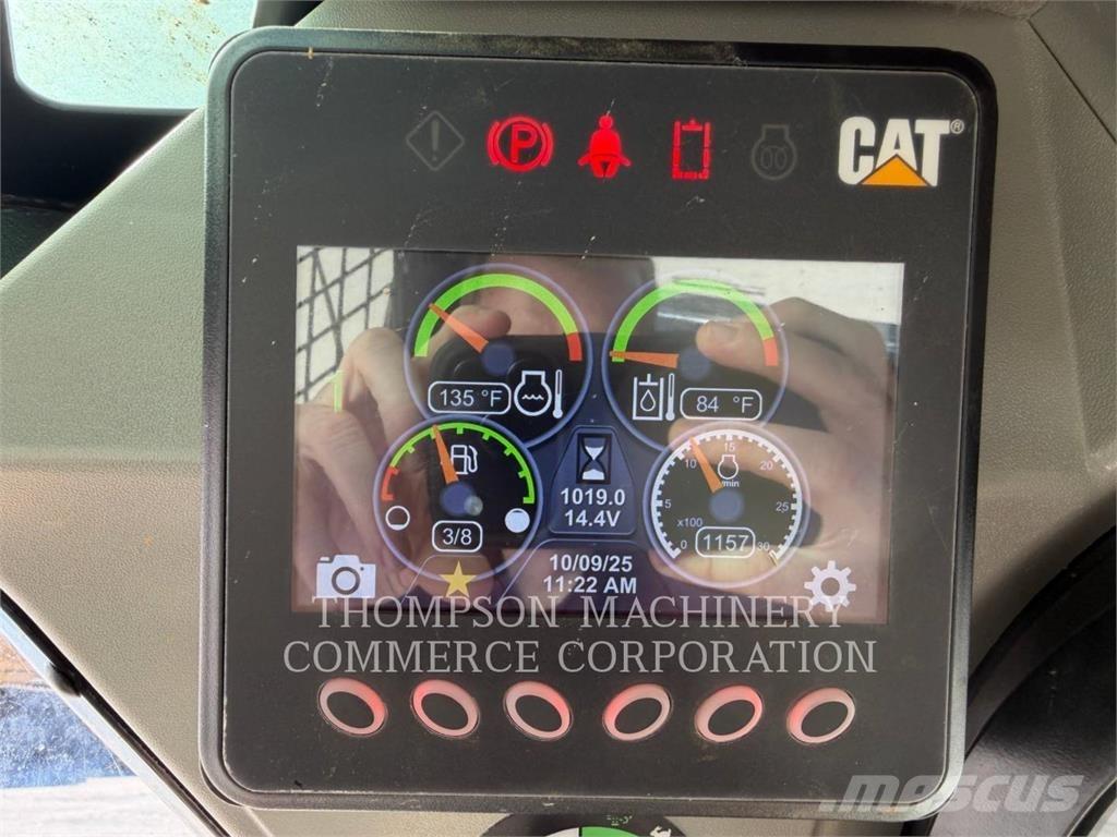 CAT 259D3 履带式装载机