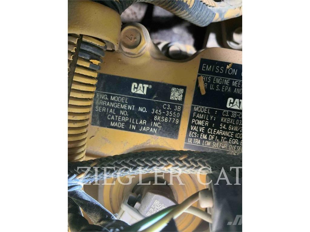 CAT 259D3 履带式装载机