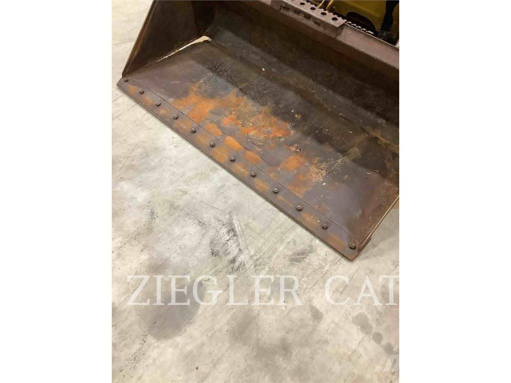 CAT 259D3 履带式装载机