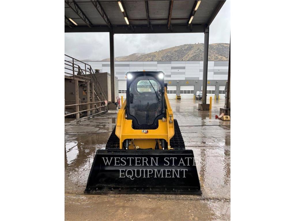 CAT 259D3 滑移装载机