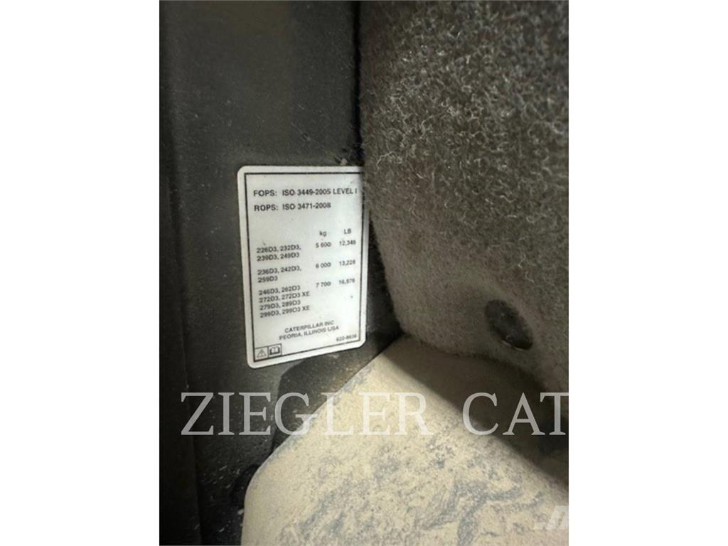 CAT 259D3 履带式装载机