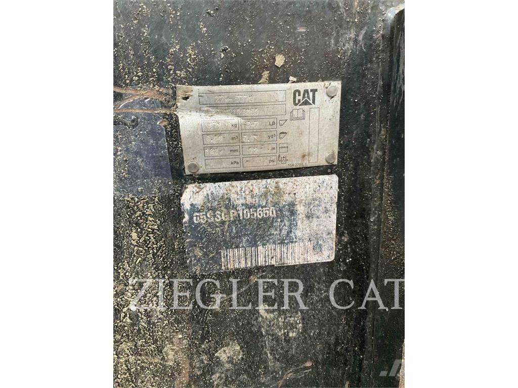 CAT 259D3 履带式装载机