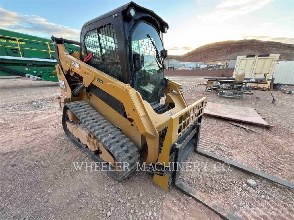 CAT 259D3 C3H2 履带式装载机