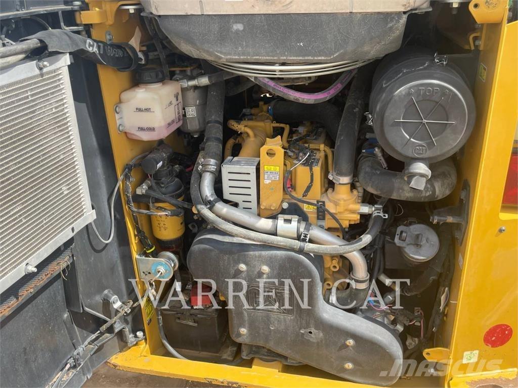 CAT 259D3 C3H2 履带式装载机