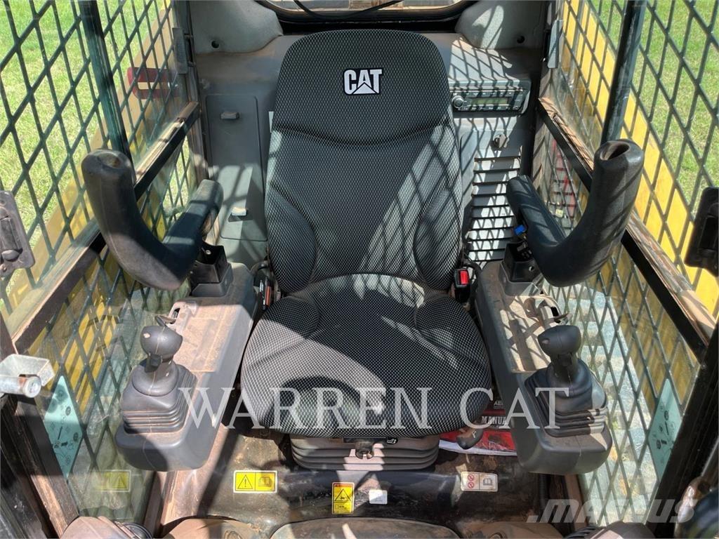 CAT 259D3 C3H2 履带式装载机