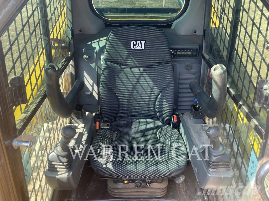 CAT 259D3 C3H2 履带式装载机