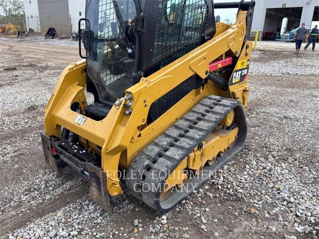 CAT 259DHF2CA 滑移装载机