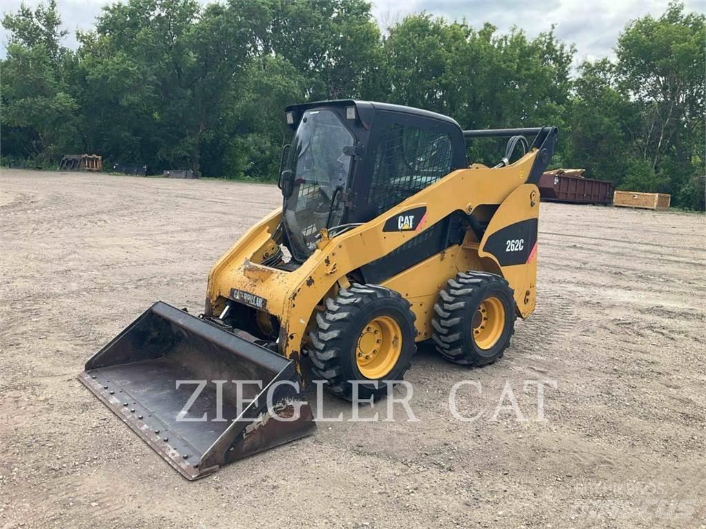 CAT 262C 滑移装载机