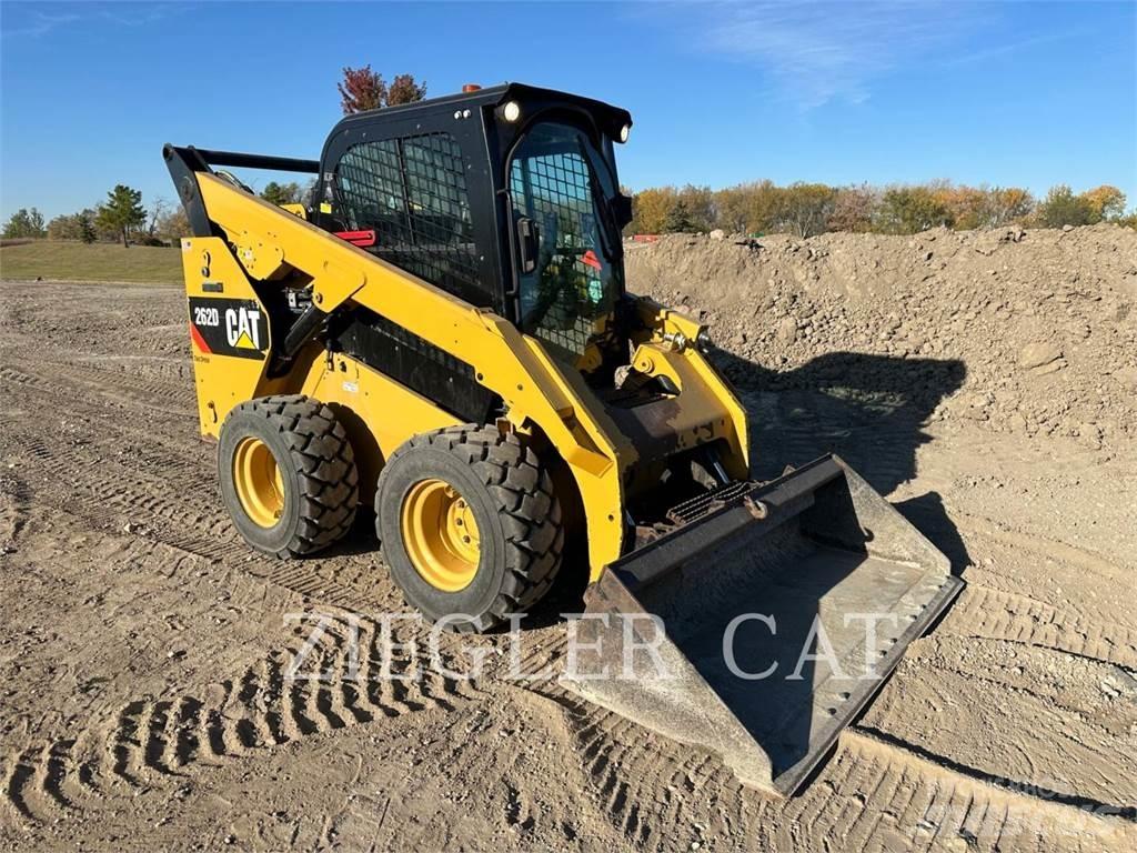 CAT 262D 滑移装载机