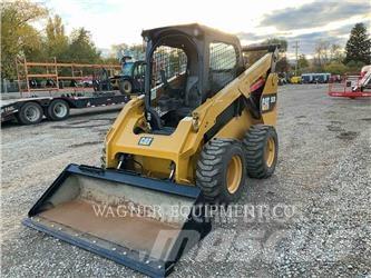 CAT 262D 滑移装载机