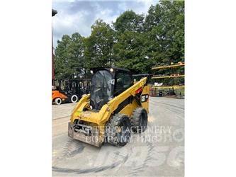 CAT 262D 滑移装载机