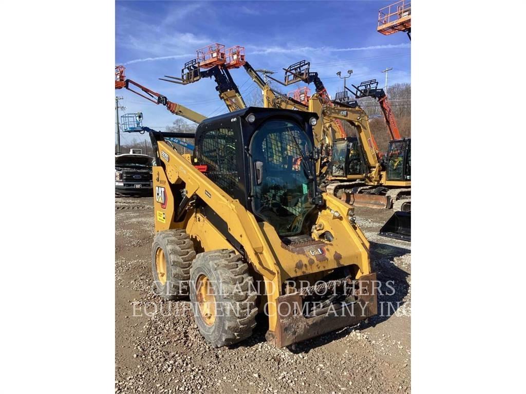 CAT 262D 滑移装载机