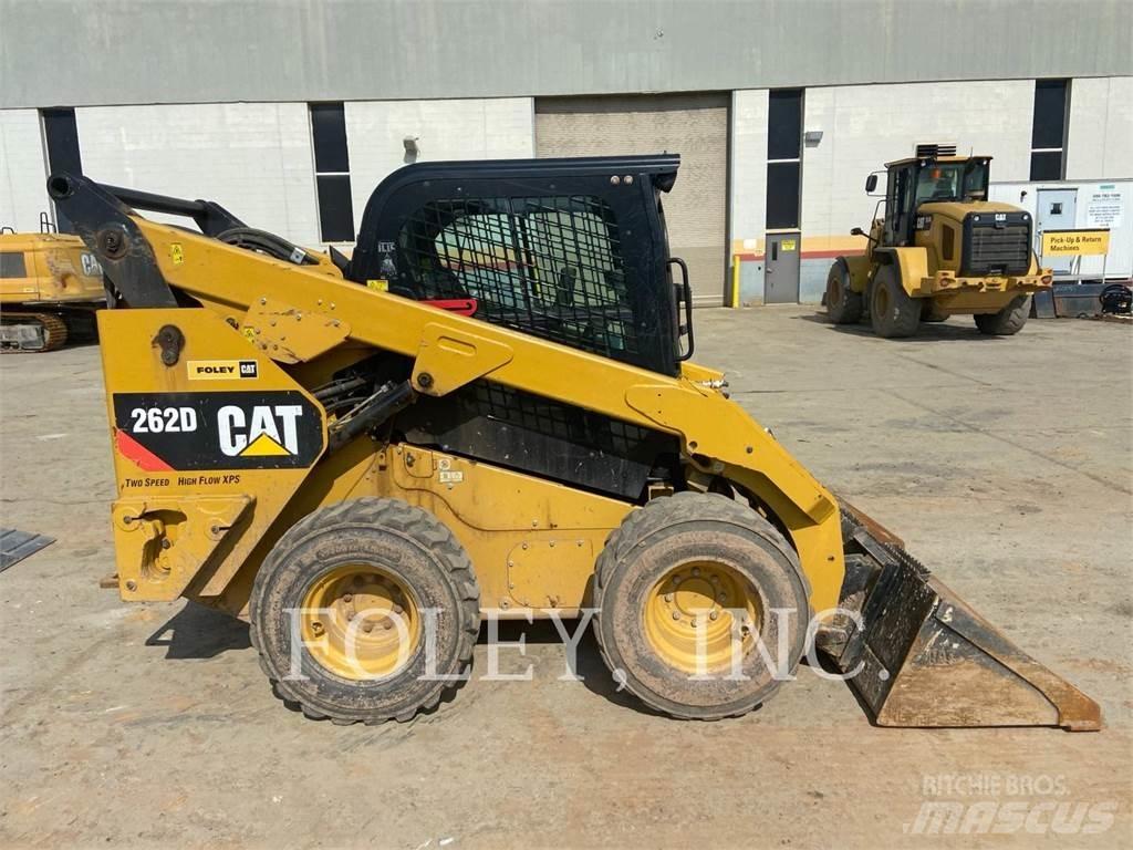 CAT 262D 滑移装载机