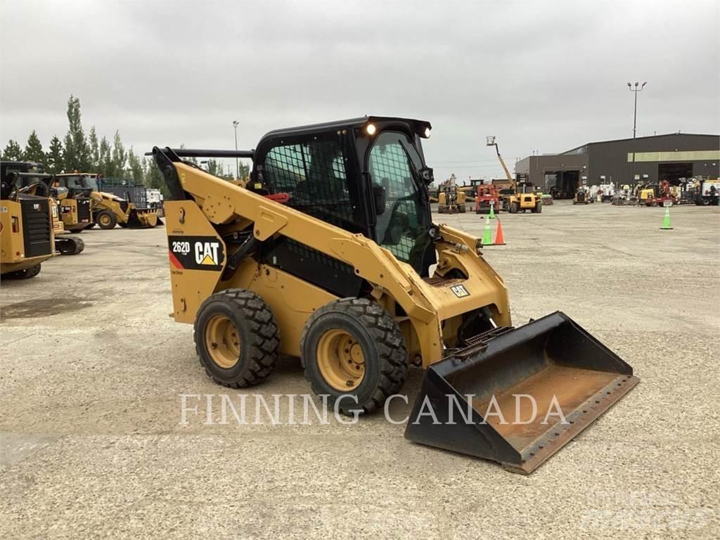 CAT 262D 滑移装载机