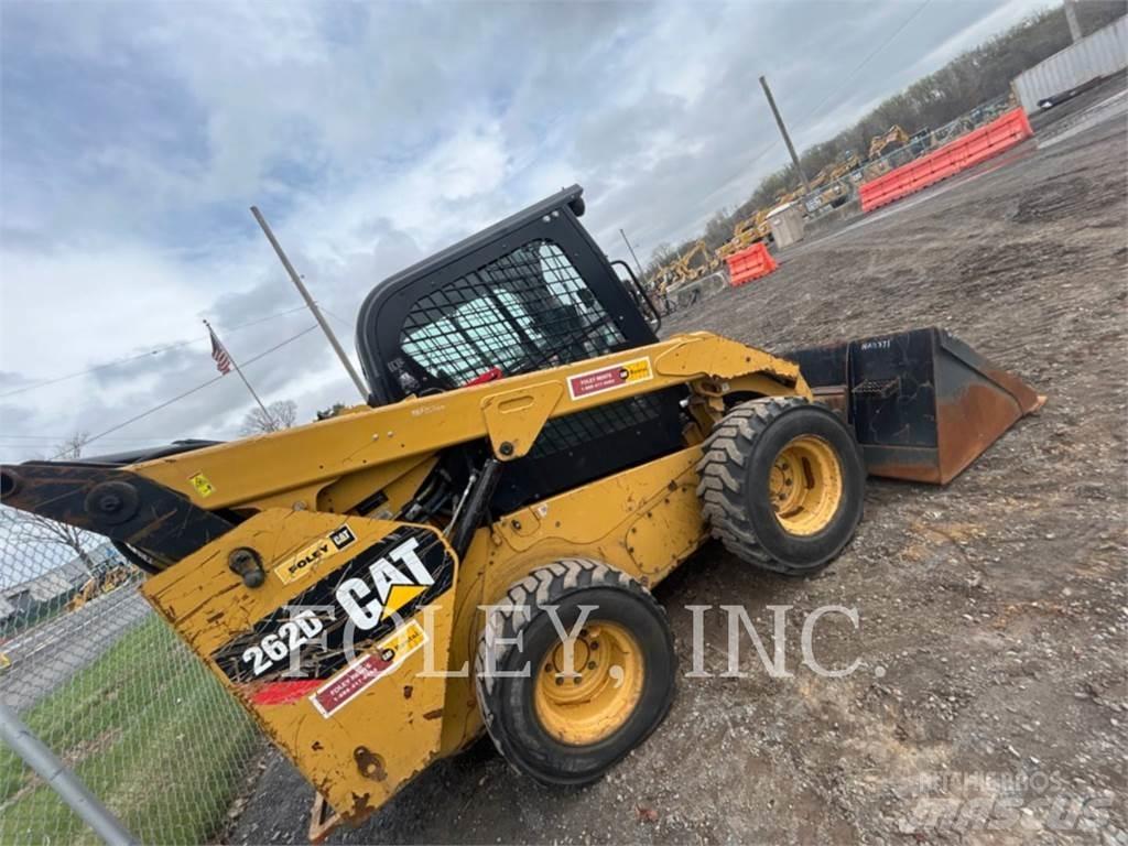 CAT 262D 滑移装载机