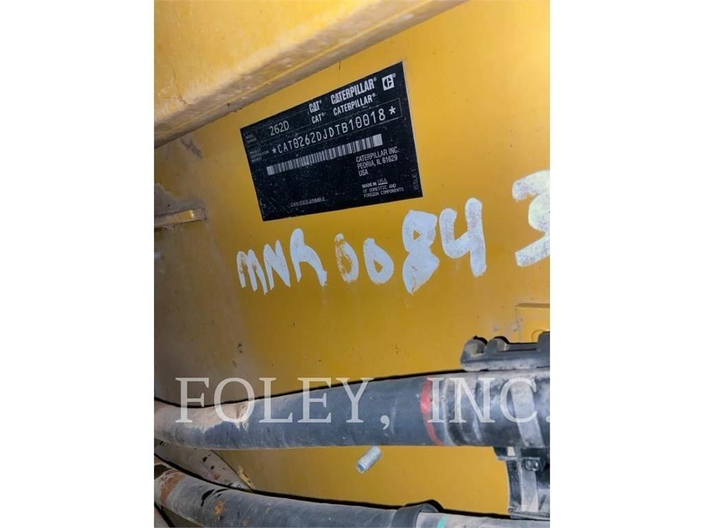 CAT 262D 滑移装载机