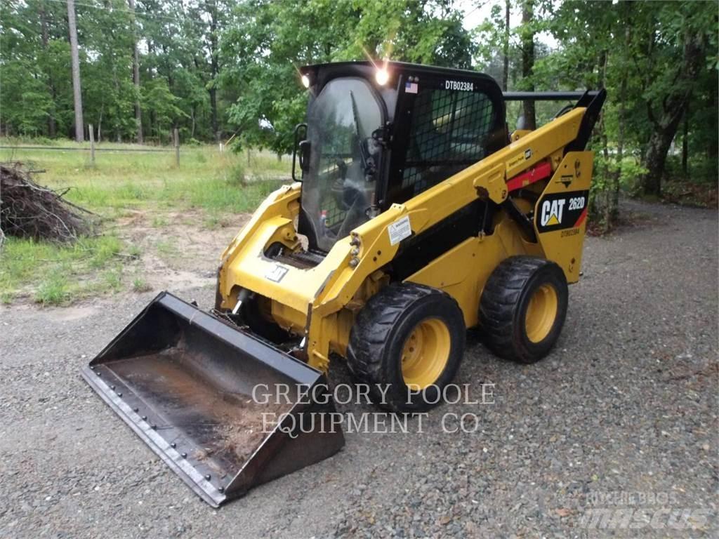 CAT 262D 滑移装载机