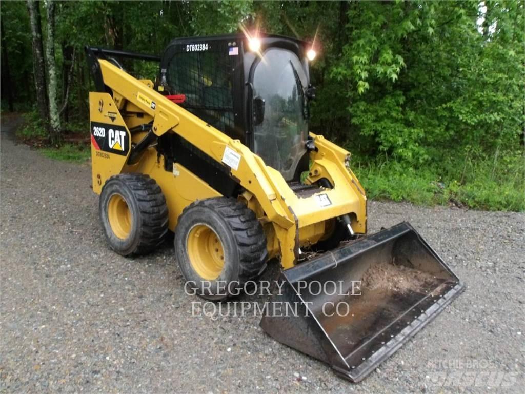 CAT 262D 滑移装载机