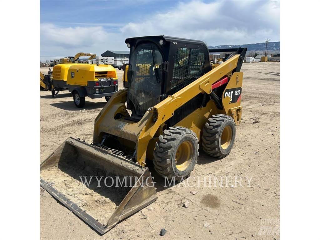 CAT 262D 滑移装载机