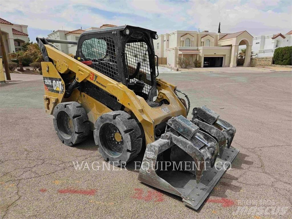 CAT 262D 滑移装载机