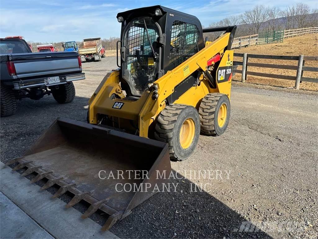CAT 262D 滑移装载机