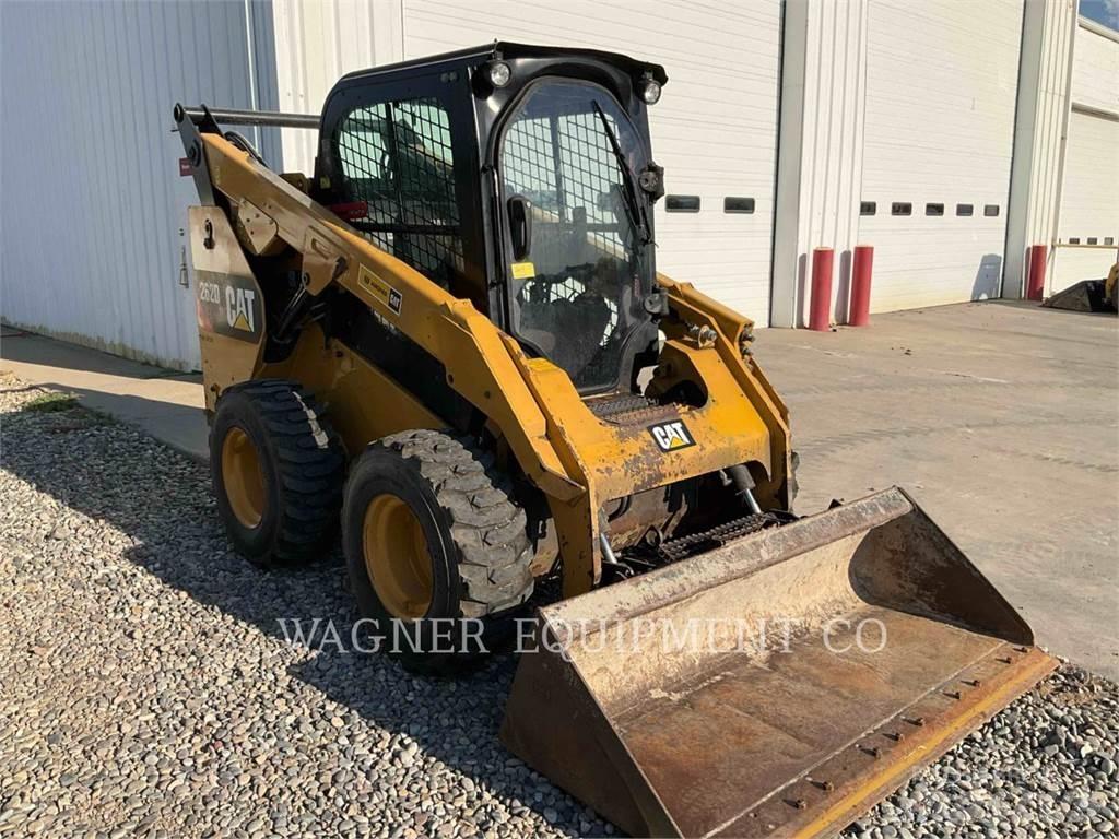 CAT 262D 滑移装载机