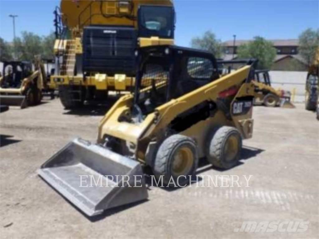 CAT 262D 滑移装载机