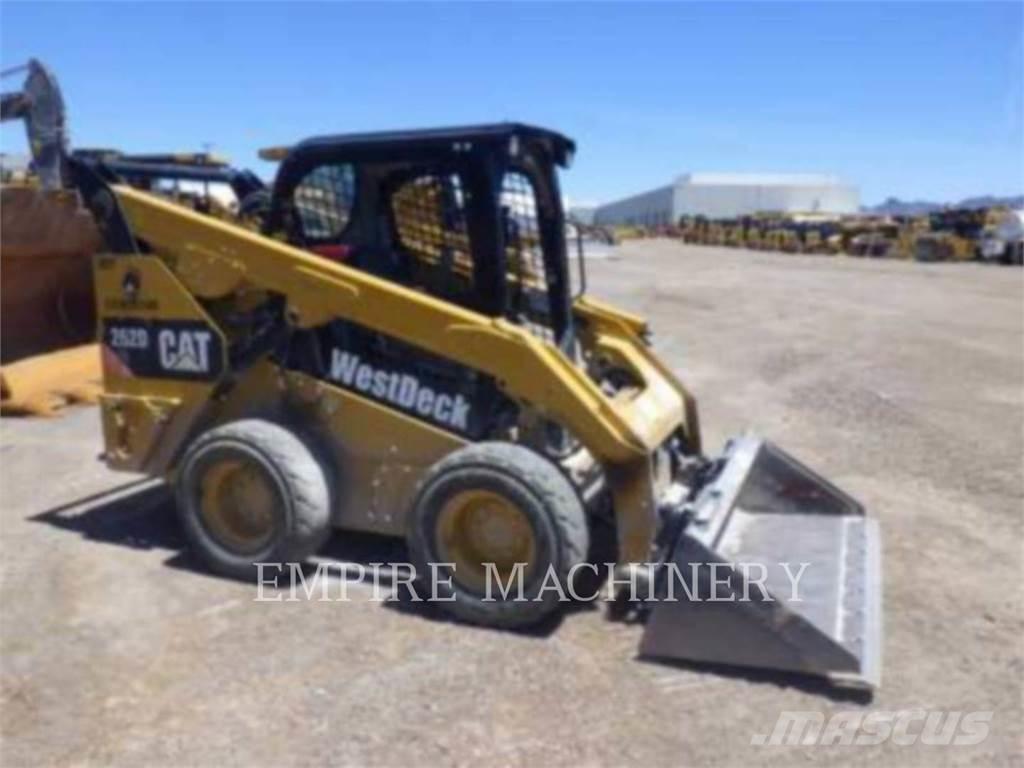 CAT 262D 滑移装载机
