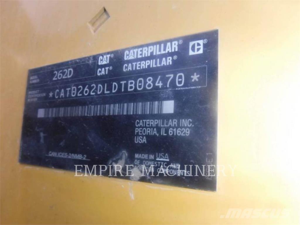 CAT 262D 滑移装载机