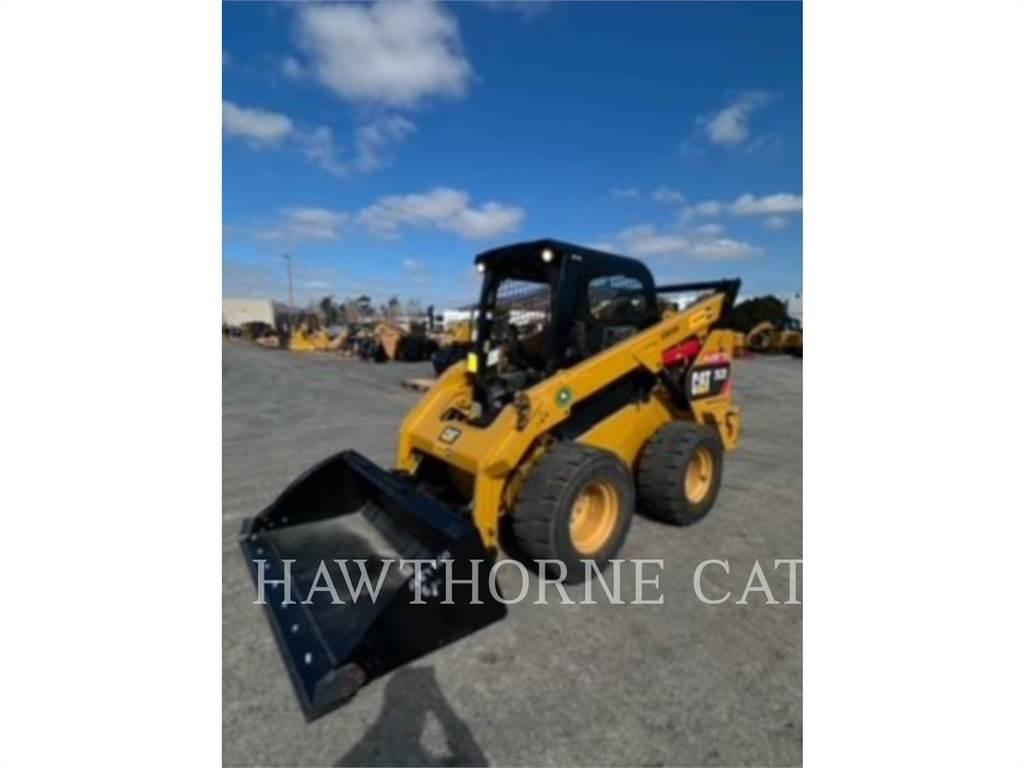 CAT 262D 滑移装载机