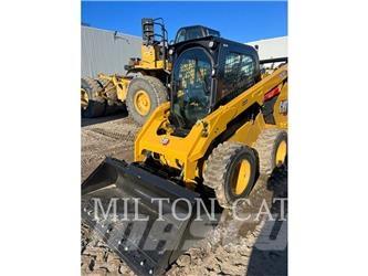 CAT 262D 3 滑移装载机