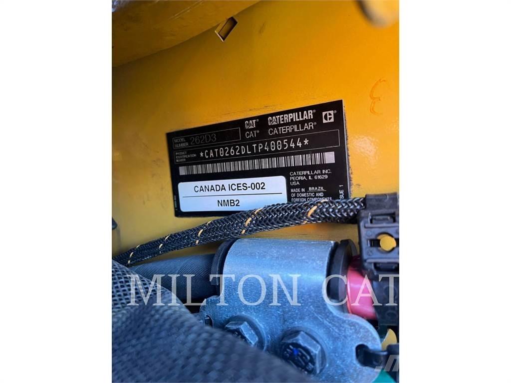 CAT 262D 3 滑移装载机