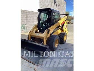 CAT 262D 3 滑移装载机