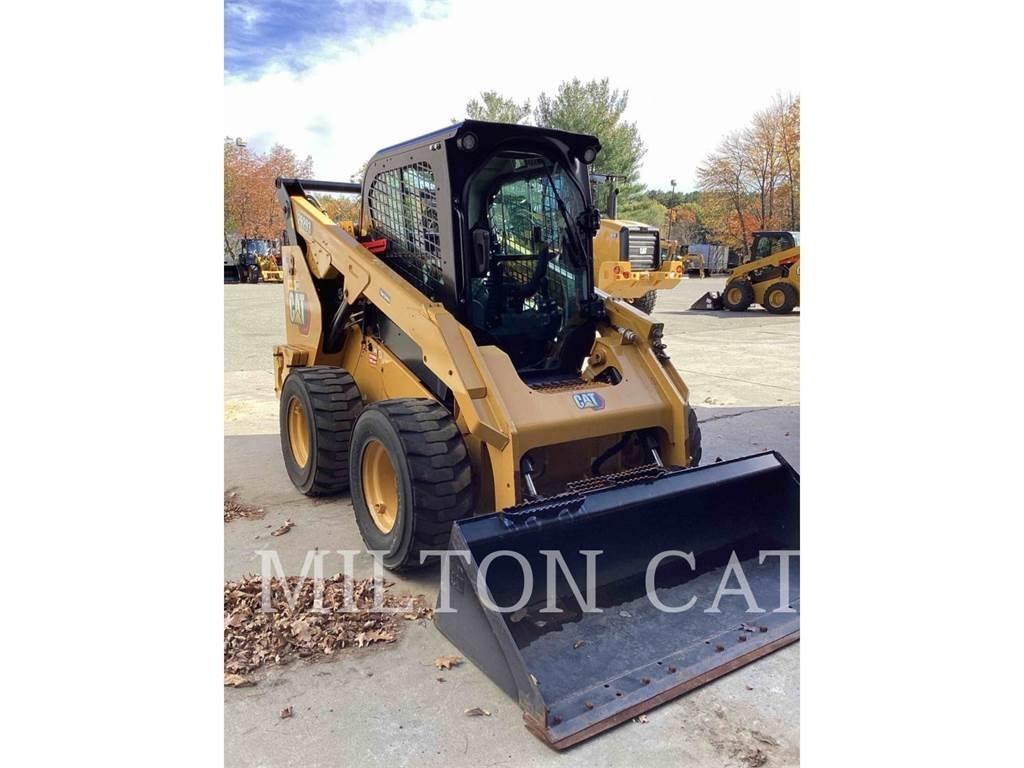 CAT 262D 3 滑移装载机