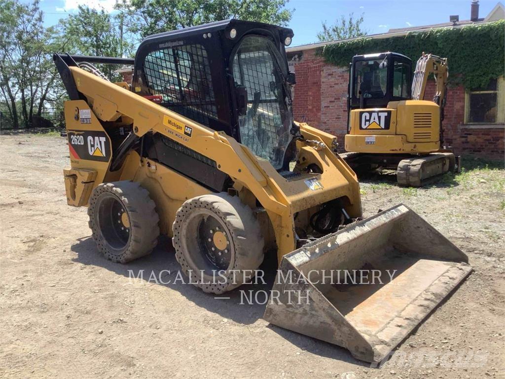 CAT 262D A2Q+ 滑移装载机
