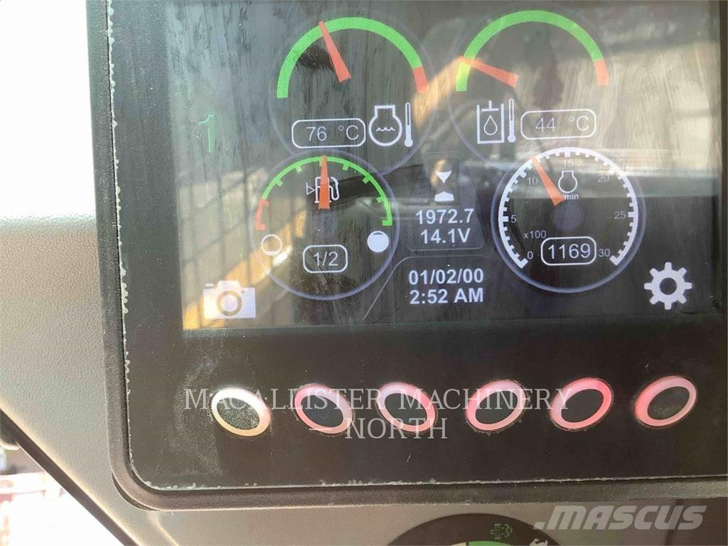 CAT 262D A2Q+ 滑移装载机