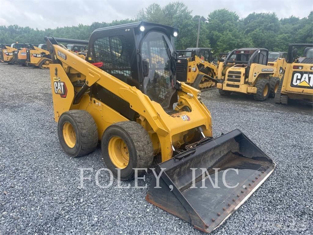CAT 262D3 滑移装载机