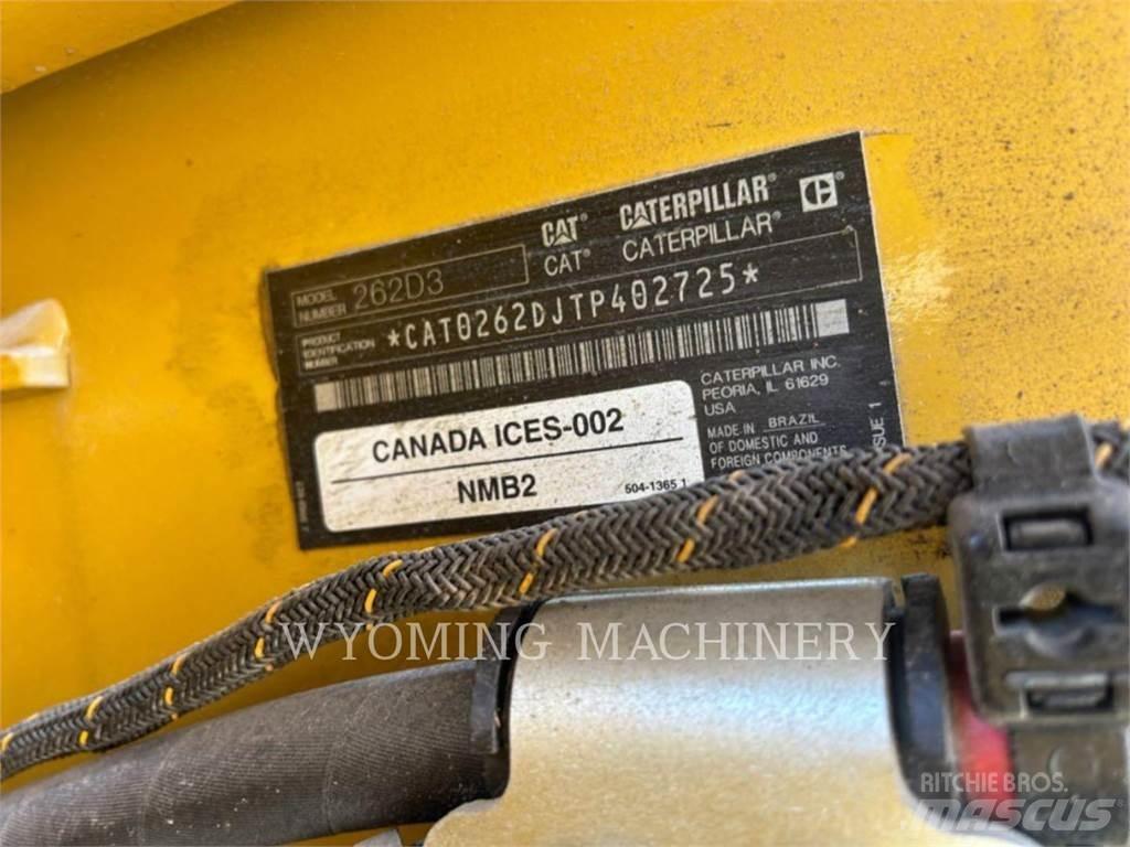 CAT 262D3 滑移装载机