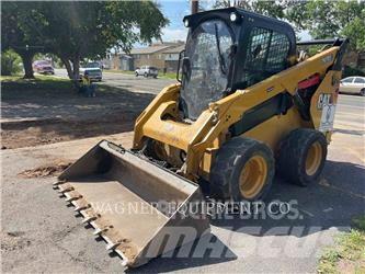 CAT 262D3 滑移装载机