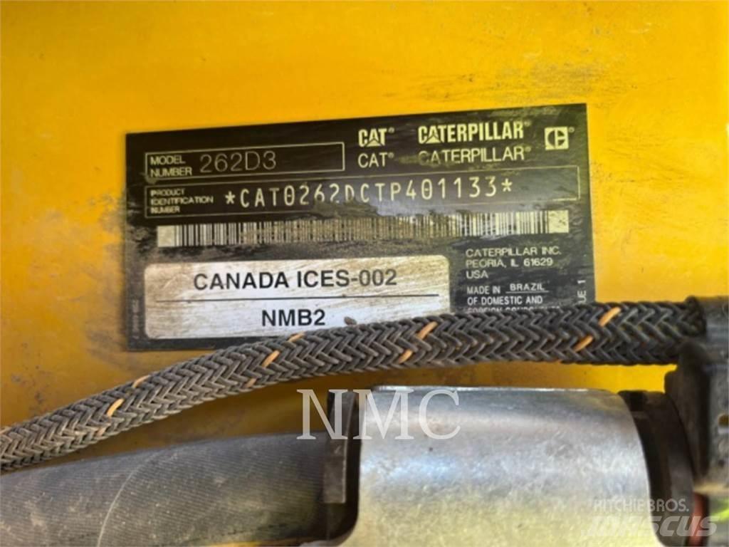 CAT 262D3 滑移装载机