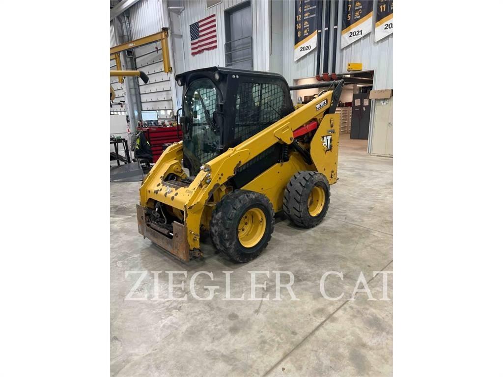 CAT 262D3 滑移装载机