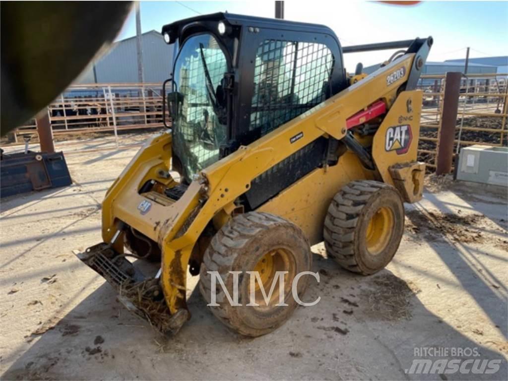 CAT 262D3 滑移装载机